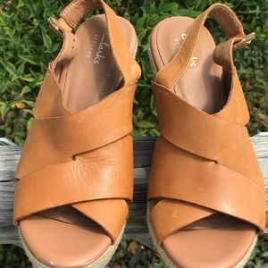 Brown Clark’s sandals
